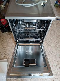 lavastoviglie Hotpoint Ariston 