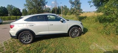 Q3 SPORTBACK BUSINESS PLU+ CONFORT PACK