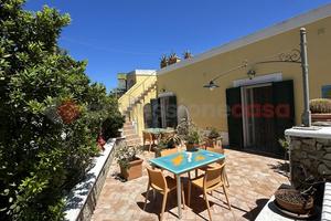 Villa o villino Ponza [PV06VRG]