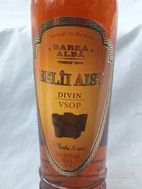 Brandy Belii Aist Divin VSOP 5 anni 40° nuovo