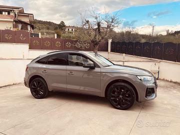 Audi Q5 SPORTBACK 40 TDI 204 CV S-LINE BLACK LINE 