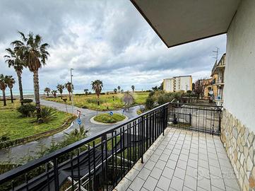 2 LOCALI A FALCONARA ALBANESE