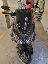cupolino parabrezza kymco  ak550