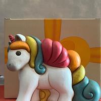 THUN Unicorno medio al passo - con scatola