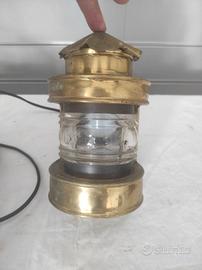 Lanterna nautica antica 