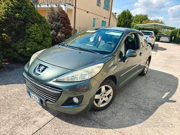 Peugeot 207 del 2010 adata ai Neopatentati