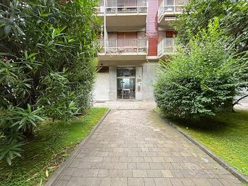 Quadrilocale Via Pergolesi 13, Rebaudengo, Torino