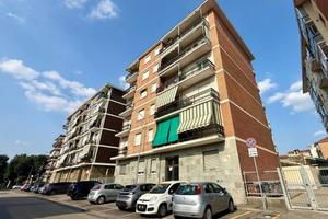 Appartamento di 93 m² con 3 locali e box auto a Ni