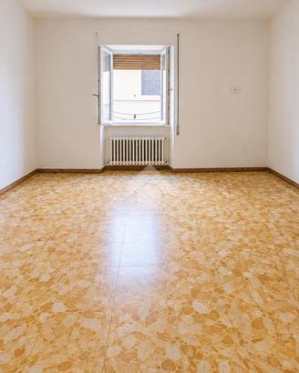 3 LOCALI A TARQUINIA