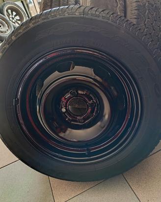 Ruota completa di pneumatico Danlop 195/65/15