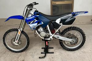 Yamaha YZ 125