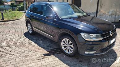 VOLKSWAGEN Tiguan 1.6 TDI SCR Business BlueMotion 