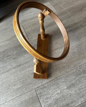 Telaio per ricamo in legno