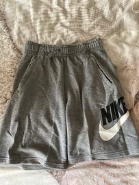 pantaloncini nike grigi