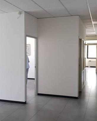 Immobile di 230 m² con più di 5 locali a Sesto Fio