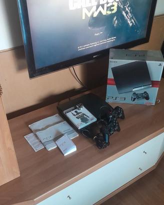 Sony PlayStation 3 slim.