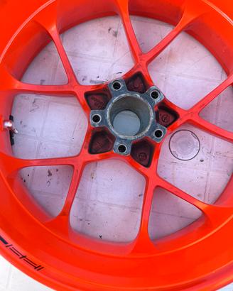 Cerchio posteriore monobracci KTM SUPERDUKE 1290 r