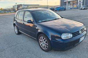 Volkswagen Golf 1.6 cat 5 porte