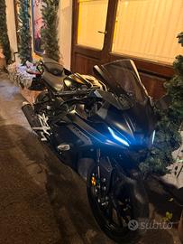 YzfR125