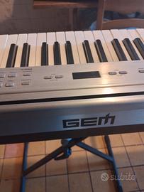 piano Digitale  della Gem  prp700   con custodia 