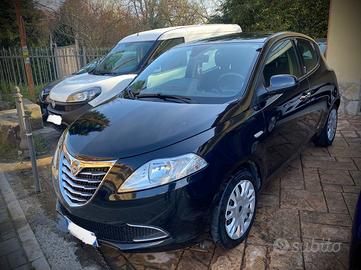 Lancia Ypsilon 1.2 69 CV 5 porte GPL Ecochic Gold