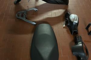 Pezzi Sym125