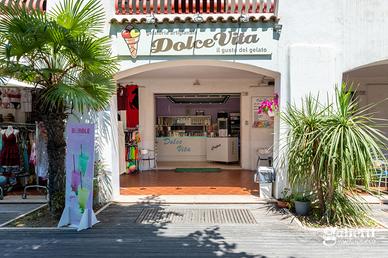 Bar Misano Adriatico [MC016VCG]