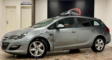 Opel Astra 1.7 CDTI 110CV Sports Tourer Cosmo Flee