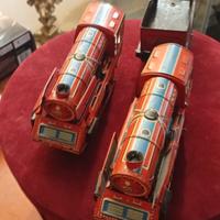 Coppia di locomotori west germani 