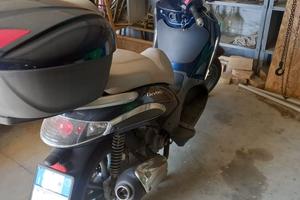 PIAGGIO BEVERLY 300