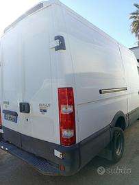 Iveco daily 35c15 furgonato gemellato clima