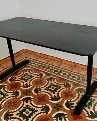 Scrivania IKEA Bekant 160x80 altezza regolabile