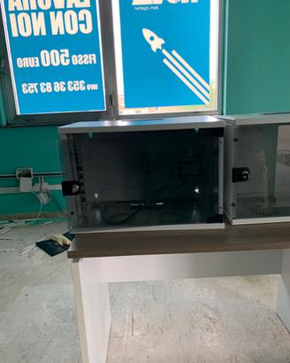 Armadio Rack per circuiti di rete