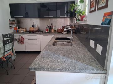 Top cucina in pietra naturale 