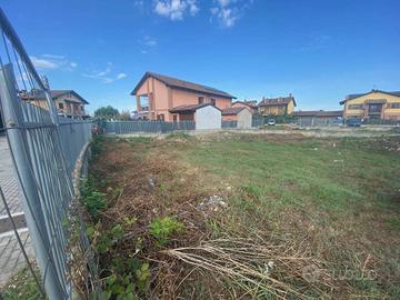 Terreno di 496 m² a Carmagnola