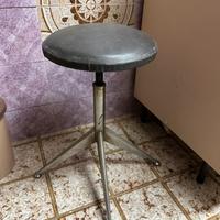 Sgabello girevole vintage