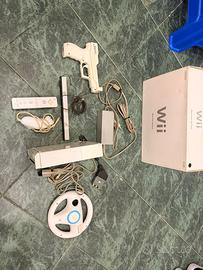 Nintendo Wii Completa in Scatola Volante e Pistola
