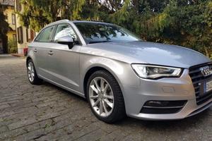 Audi a3 1.6 tdi 110cv attraction