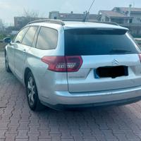 Citroen C5 tourer  2,0 hdi  140CV  6marce