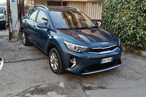KIA STONIC 1.2 BENZ-RETROC-GARANZIA FULL