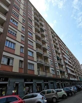 Immobile in asta di 96 m² con 3 locali a Torino