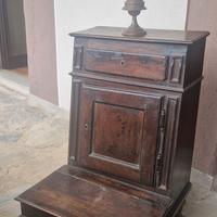 inginocchiatoio antico + lampada olio in ottone