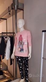 Manichini negozio abbigliamento