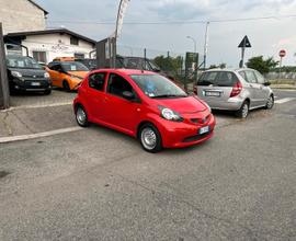 Toyota Aygo 1.0 12V VVT-i 5 porte Sol