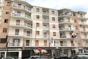 4 LOCALI A MUGNANO DI NAPOLI