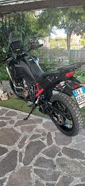 MOTO AFRICA TWIN
