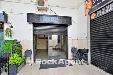 NEGOZIO IN CENTRO STORICO