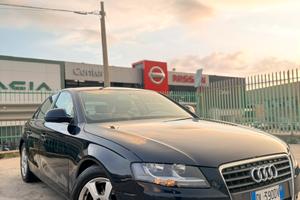Audi A4 2.0 TDI FULL