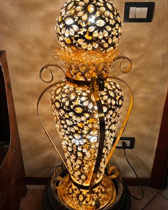 Lampada design in ottone