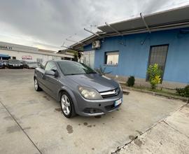 Opel Astra GTC 1.7 CDTI 101CV 3 porte Cosmo